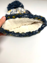 Load image into Gallery viewer, Deluxe &#39;Morning Frost&#39; Wooly Hat