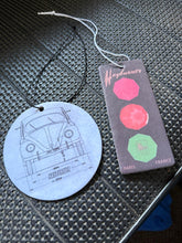 Load image into Gallery viewer, Hayburner &#39;Split Bug&#39; Air Freshener