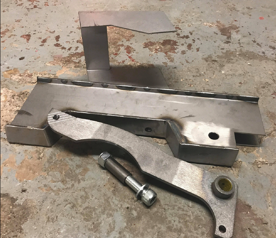 40mm Raised Steering Box Kit and Swooped brake Pedal – Hayburner